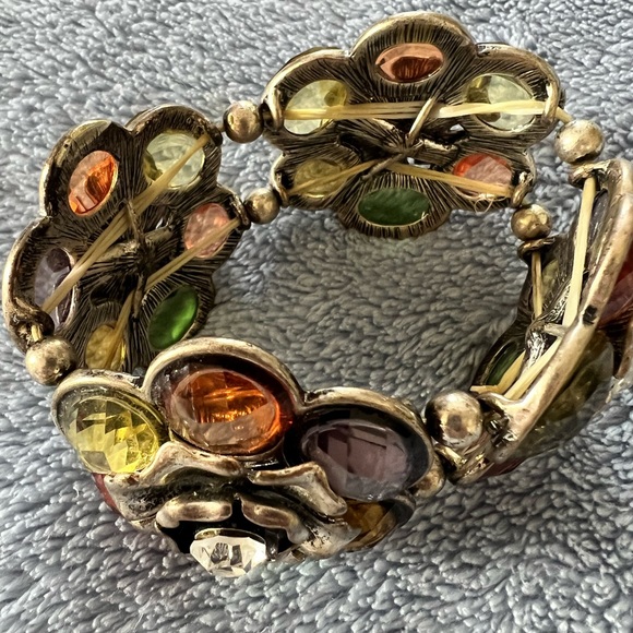 Multi colored bracelet - Picture 3 of 8